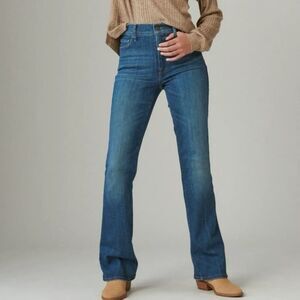 Lucky Brand darkwash bootcut jeans